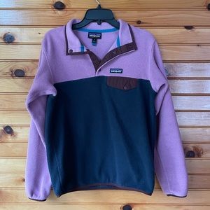 Patagonia Women’s Lighweight Synchilla Snap-T Fleece Pullover